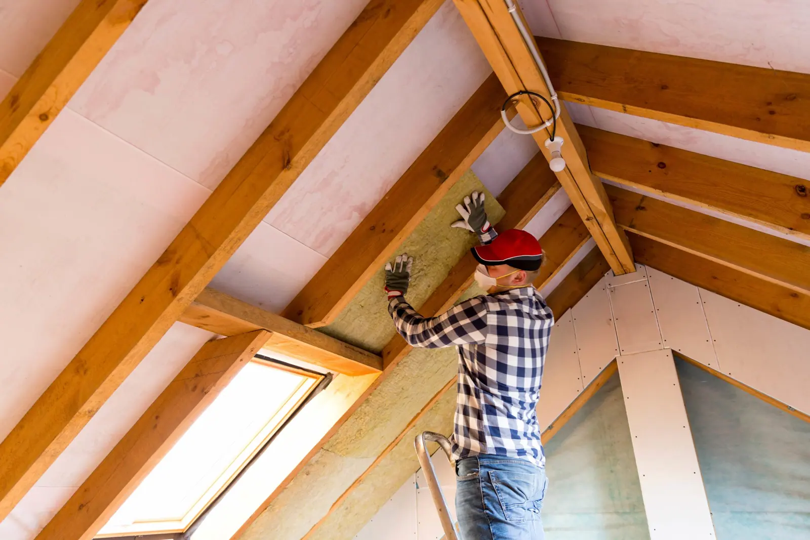 Attic Insulation: The Ultimate Guide to Weatherproofing